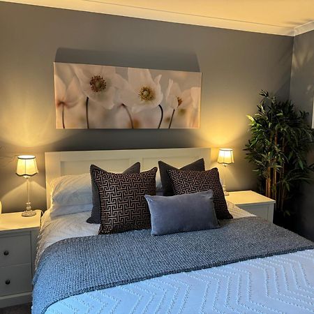 Holly Lodge - 2 X Kingsize Bedrooms With Private Entrance And Free Parking-New Shower Room Oban Exterior photo